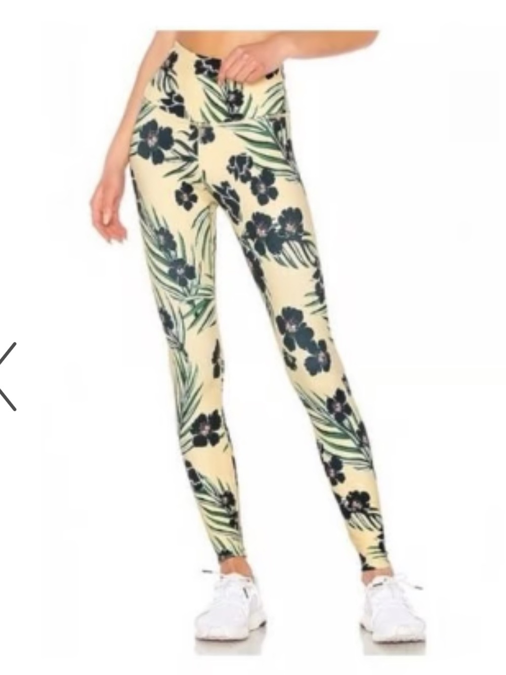 Beyond yoga Olympus high rise leggings in floral print size small